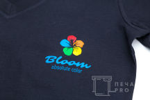 Черные футболки с логотипом «bloom»
